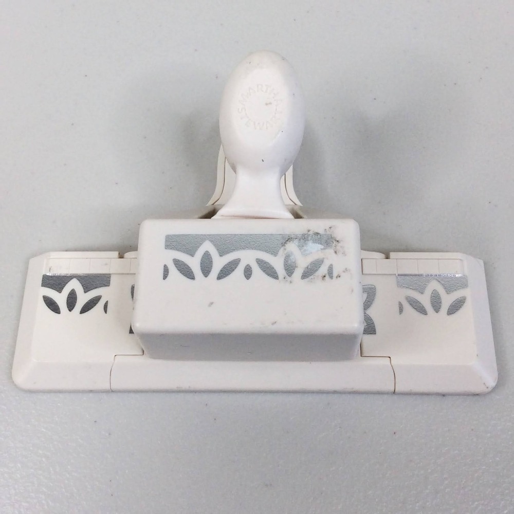 Martha Stewart Crafts Deep Edge Paper Punch Nested Lacy Border Scrapbooking Card